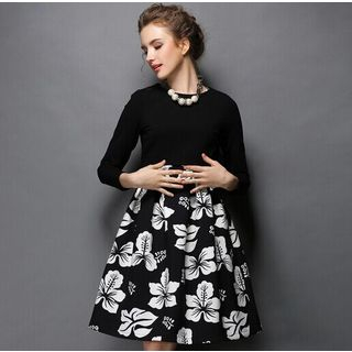 Ovette Set: Long-Sleeve Cropped Top + Floral Print A-Line Skirt