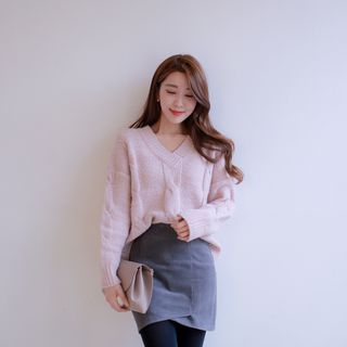 WITH IPUN V-Neck Cable-Knit Sweater
