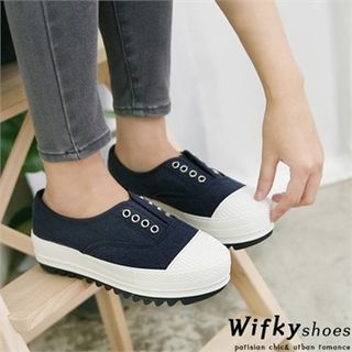 Wifky Canvas Platform Sneakers