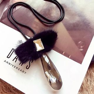 EPOQ Crystal Furry Necklace