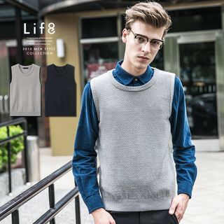 Life 8 Knit Vest