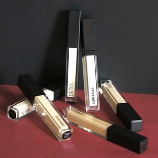 Derol - Silky Flawless Concealer - 4-6 #06