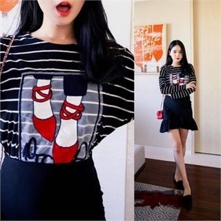 QNIGIRLS Shoe Print Stripe Top