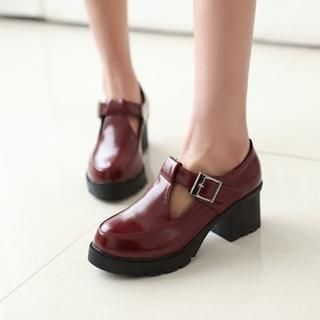 JY Shoes Buckled Chunky Heel Pumps