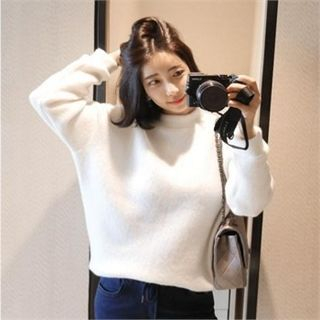 LIPHOP Long-Sleeve Round-Neck T-Shirt