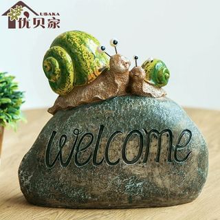 Ubaka Snail Ornament