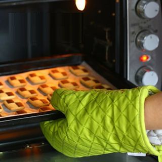 Deli Kitchenware Oven Glove