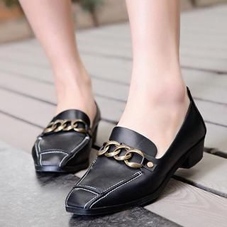 Mancienne Chain-Accent Flats