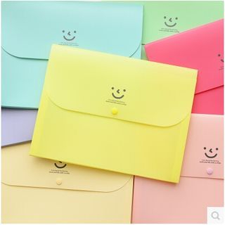Class 302 Smiley Face Document Envelope