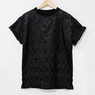 Mr. Cai Short-Sleeve Camouflage-Print Top