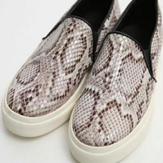 SouthBay Shoes Snake Print Slip-Ons