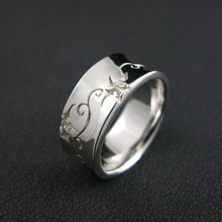 Sterlingworth Hand Made Star Engraved Sterling Silver Ring