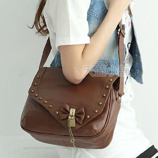 Bow-Accent Cross Bag