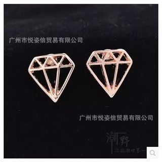 Trend Cool Diamond Shape Earrings