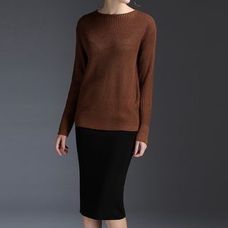 Kotiro Set: Loose-Fit Sweater + Pencil Skirt