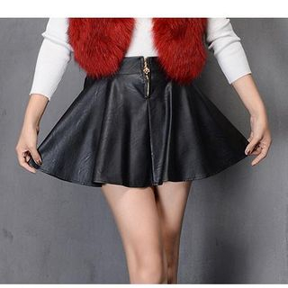 Oaksa Zip Front Faux Leather A-Line Skirt