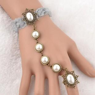 Trend Cool Rosette-Lace Bracelet with Beaded Rings