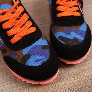 Chryse Camouflage Sneakers