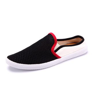 Gerbulan Piped Panel Slip Ons