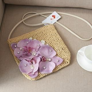 Trava Straw Floral Applique Shoulder Bag