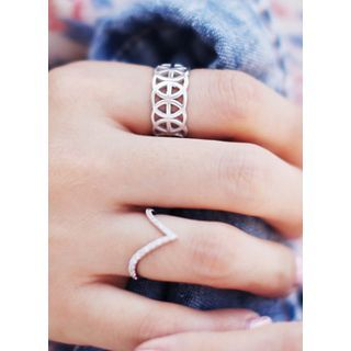 kitsch island Patterned Ring