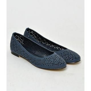yeswalker Perforated Flats