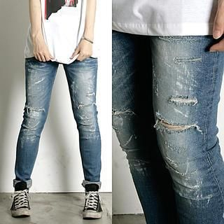 Rememberclick Paint-Stain Distressed Skinny Jeans