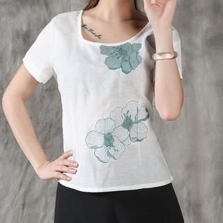 Sayumi Short-Sleeve Floral Embroidered Top