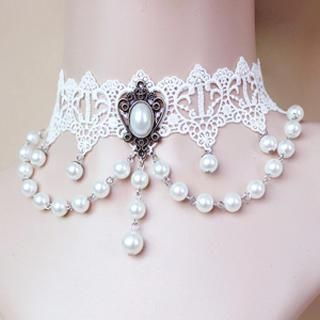 Fit-to-Kill Gothic Lace Pearls Necklace  White - One Size