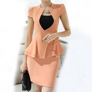 Caroe Set: Short-Sleeve Blazer + Pencil Skirt