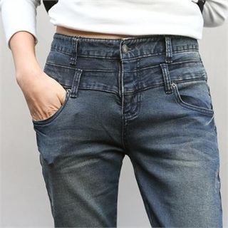 PIPPIN High-Waist Washed Jeans