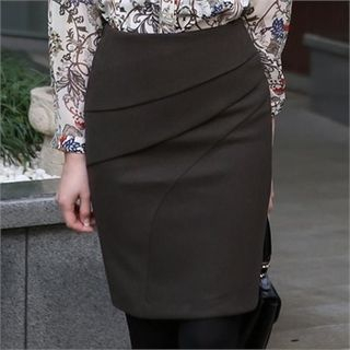 ode' Shirred Brushed-Fleece Pencil Skirt