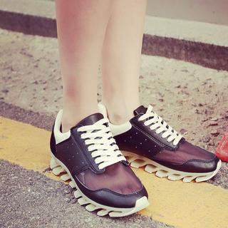 JUN.LEE Couple Mesh Lace-up Sneakers