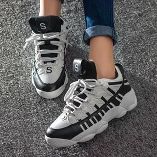 Pixie Pair Color Block Lace-Up Sneakers