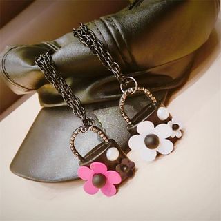 Ticoo Flower Lock Necklace