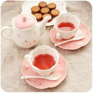 Momoi Ceramic Set: Cup + Plate + Tea Spoon