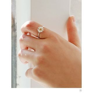 PINKROCKET Flower Ring