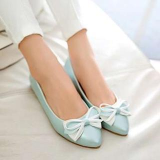 Pangmama Bow-Accent Pointy-Toe Flats
