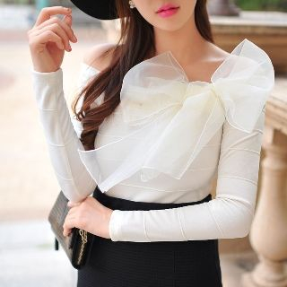 Dabuwawa Bow-Accent Off-Shoulder Top