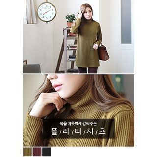 J-ANN Turtle-Neck Rib-Knit Top