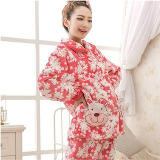 GESTA Maternity Pajama Set: Pattern Nursing Top + Pants