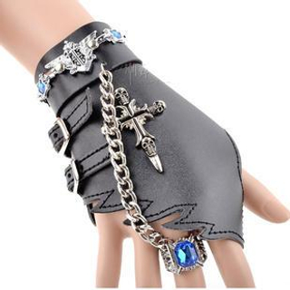 Trend Cool Set: Rhinestone Bracelet Ring + Fingerless Glove