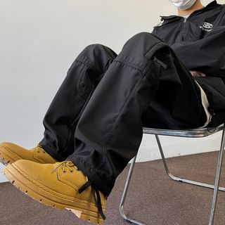 Mid Rise Plain Panel Straight Leg Pants