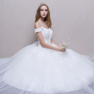 Posh Bride Off-shoulder Lace Floor-length Wedding Dress
