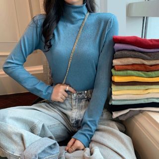 Long-sleeve Mock-neck Knit Top