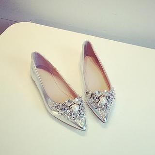 UNAMIKA Embellished Pointy Flats