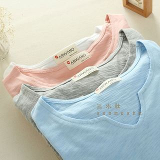 Mushi Long-Sleeve Notch Neck T-Shirt
