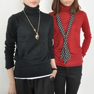Pony's Tale Stand Collar Knit Pullover