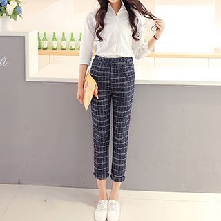Queen Bee Cropped Check Slim Fit Pants