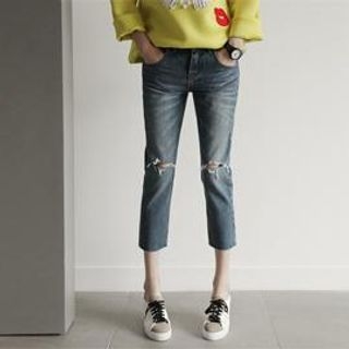 partysu Distressed Cropped Jeans